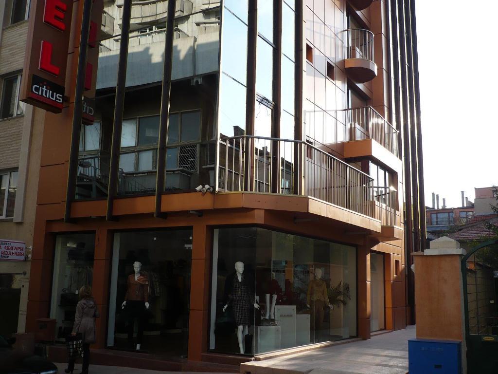 Citius Hotel Warna Exterior foto